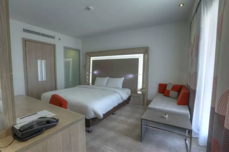 Alibaba https://cdn.alibaba.ir/ostorage/hotel-accommodation-images/6857bc9eac13a7ed0d84df2b_دبل استاندارد (1).webp